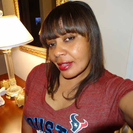 Frances Lopez Photo 16