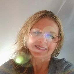 Michele Hall Photo 13