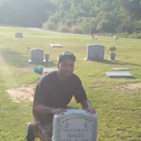 Robert Magee Photo 21