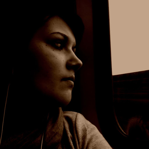 Kristina Schulze Photo 1