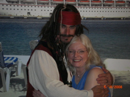 Linda Thomas Photo 30