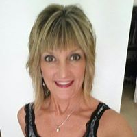 Beth Talbot Photo 29