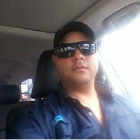 Robert Rosas Photo 14