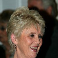 Martha Lewis Photo 22