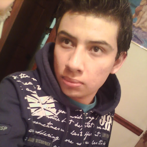 Luis Camacho Photo 18
