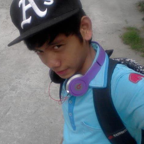 Justine Santos Photo 8