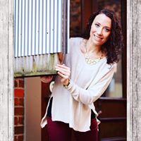 Katie Hedges Photo 9