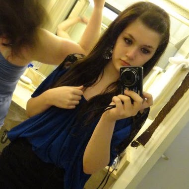 Stephanie Houser Photo 11