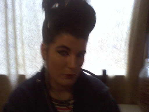 Roberta Simmons Photo 11