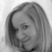 Danielle Farris Photo 23