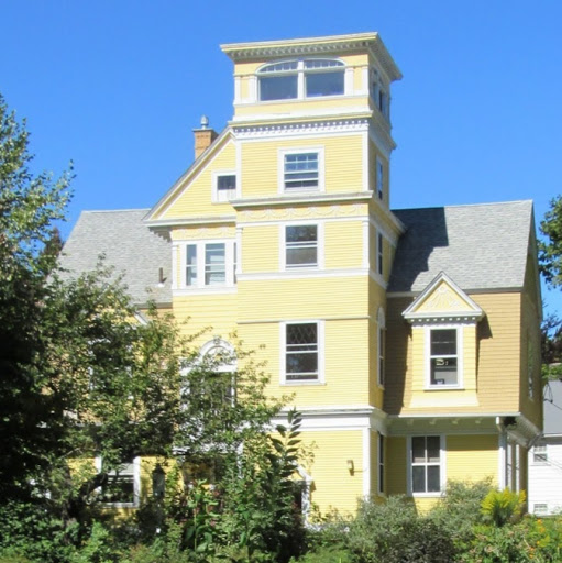 Elizabeth Hobby Photo 3