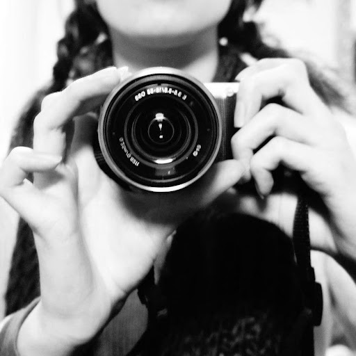 Helen Lynch Photo 11