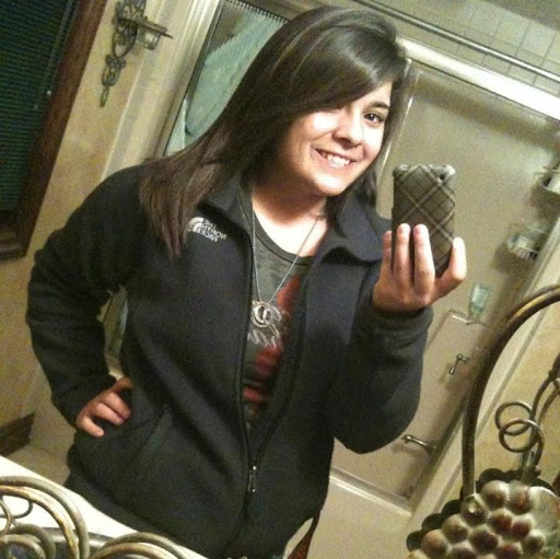 Danielle Cook Photo 11
