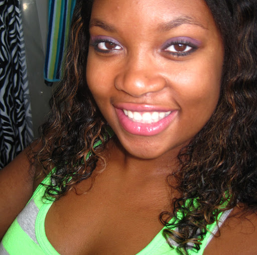 Kristen Berry Photo 15