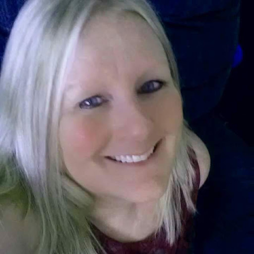 Annette Bailey Photo 26