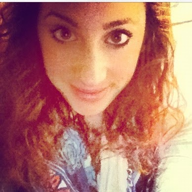 Rosie Phillips Photo 9