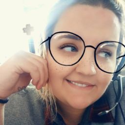 Stephanie Benjamin Photo 19