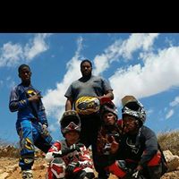 Derrick Cross Photo 34