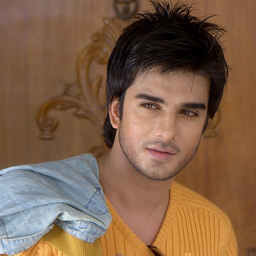 Abraham Khan Photo 17