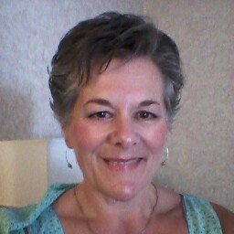 Kathleen Simmons Photo 23