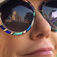 Laurie Hutchins Photo 13