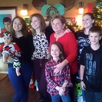 Vicki Farley Photo 9