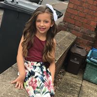 Kimberley Richards Photo 27