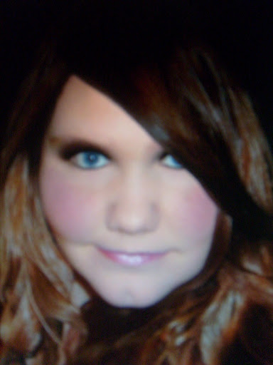 Amanda Maxwell Photo 32