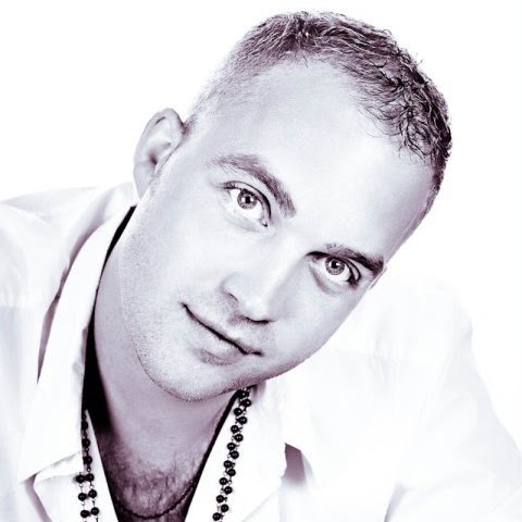 Lee Carroll Photo 25