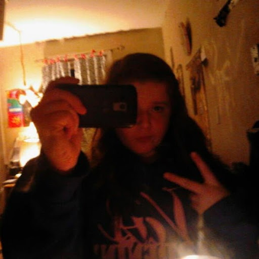 Faith Phillips Photo 16