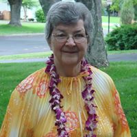 Suzanne Edinger Photo 6