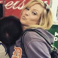 Kristen Flannery Photo 2