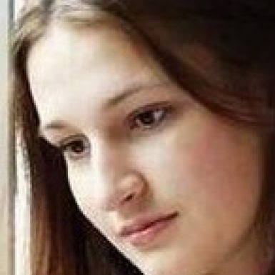 Jacqueline Garrett Photo 8