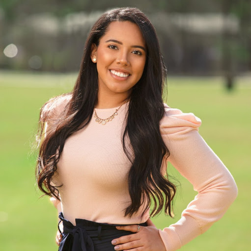 Stephanie Mata Photo 15