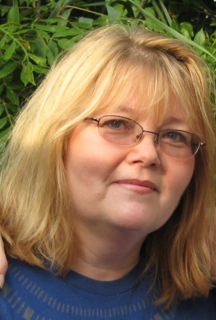 Darla Davis Photo 11