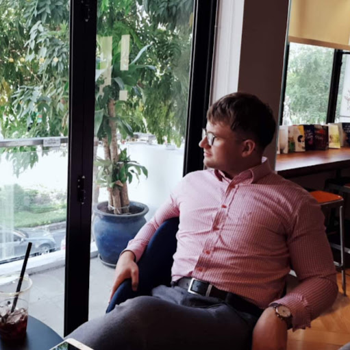 Dean Taylor Photo 45