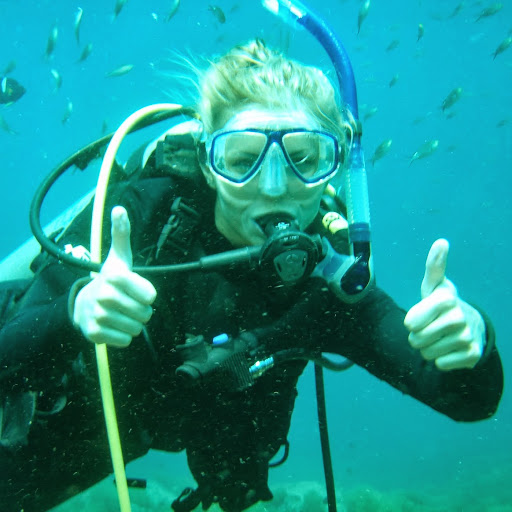 Tammy Swanson Photo 38