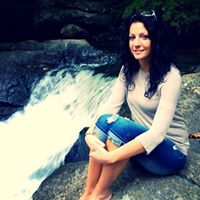 Christina Gilbert Photo 7