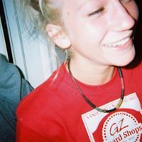 Jessica Linden Photo 10