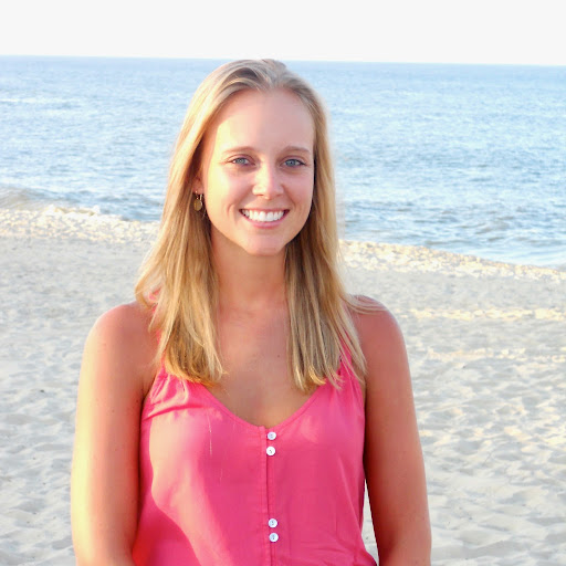 Stephanie Barlow Photo 37