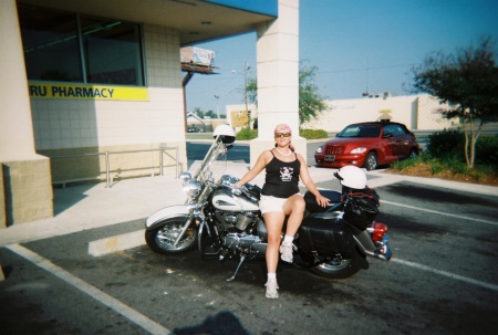 April Howard Photo 28