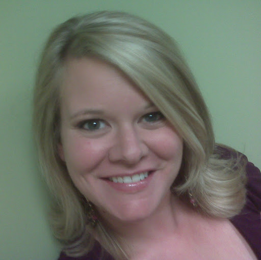 Julia Swanson Photo 16