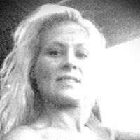 Stephanie Belcher Photo 22