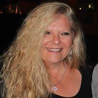 Carolyn Beatty Photo 14