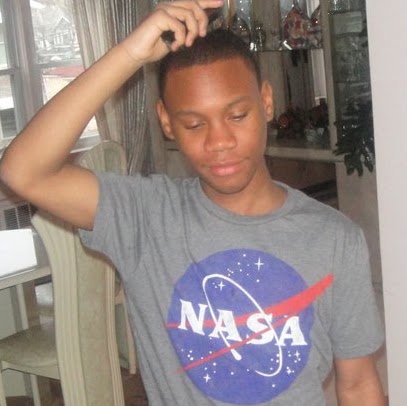 Michael Pierre Photo 31