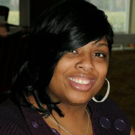 Veronica Malone Photo 9