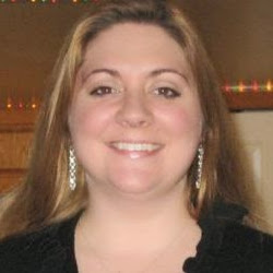 Amanda Mills Photo 37