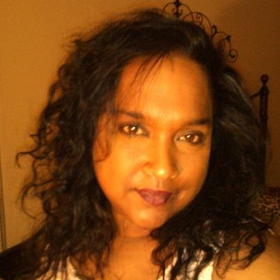 Janice Lowe Photo 18