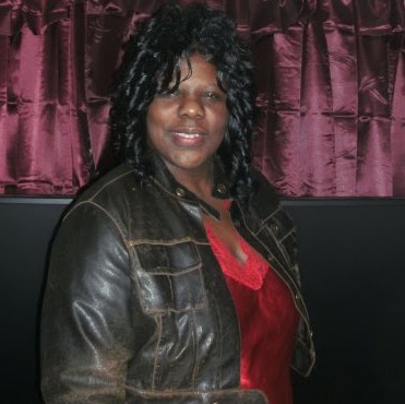 Sandra Dunlap Photo 19