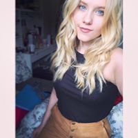 Megan Redfern Photo 7